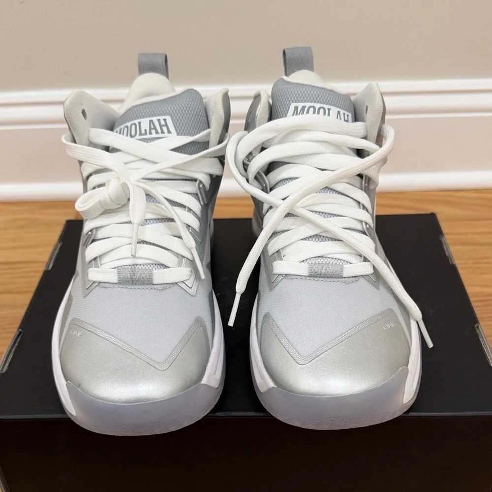 Moolah -triple double - womens size 9 brand new with box no lid